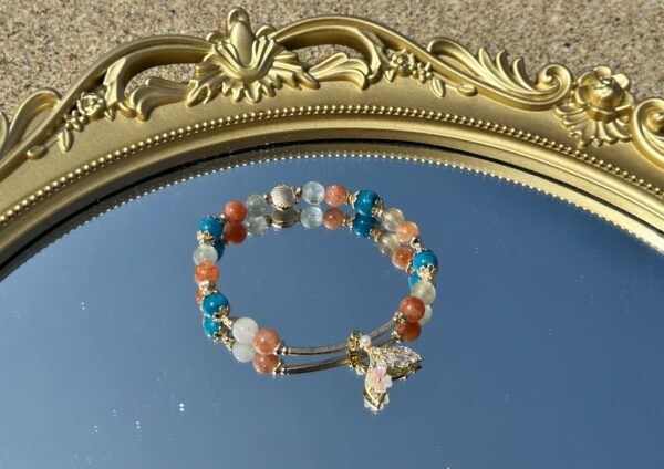 陽光海潮 Sunlit Tide